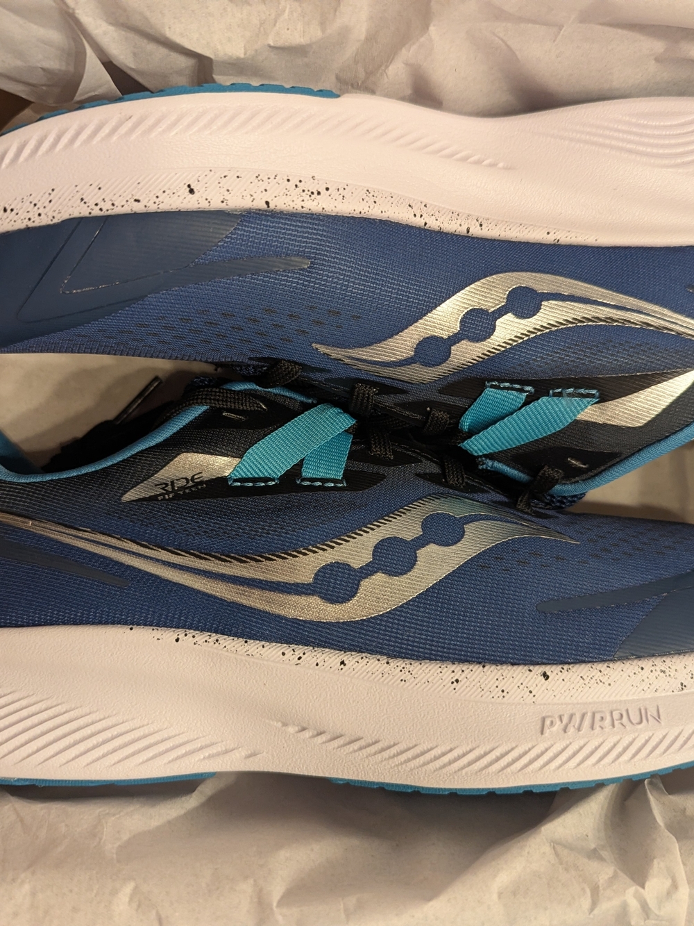 Saucony Kid's Shoes size 4.5